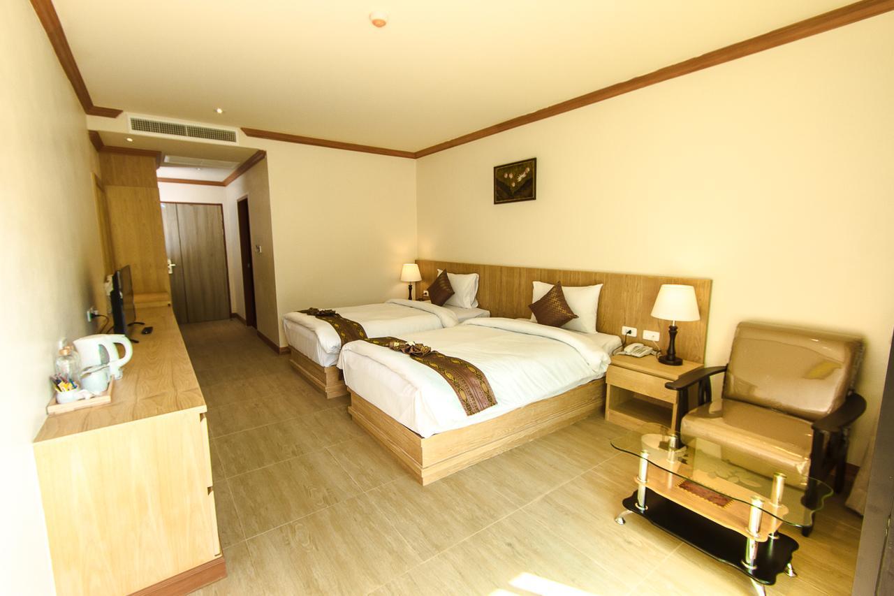 Airport Beach Hotel Phuket - Sha Extra Plus Nai Yang Beach Εξωτερικό φωτογραφία